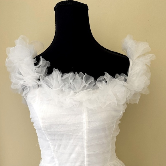 Lulus Modern Devotion White 3D Flower Tulle Overlay Pant Jumpsuit, White,Size S - Picture 10 of 16